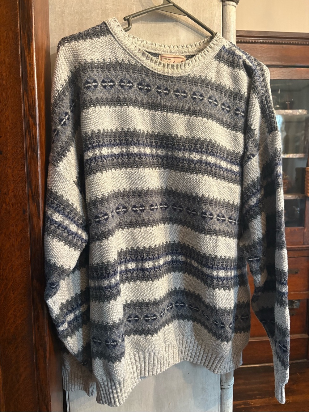 Vintage Woolrich Men’s XL Cream Fair Isle-Inspired Sweater 🏔️🤍